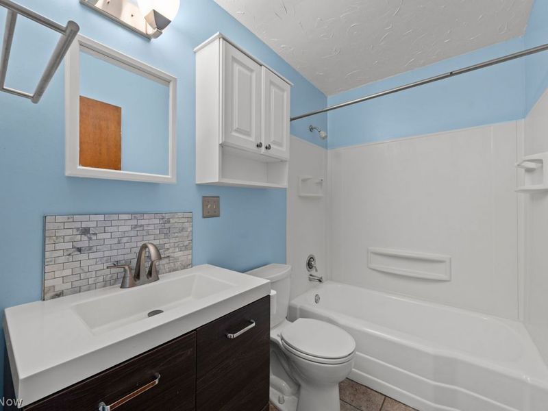 239 E Oak Street, Kent, OH 44240 Photo 27