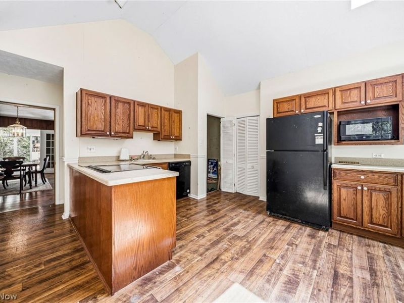 38650 Chardon Road, Willoughby, OH 44094 Photo 17