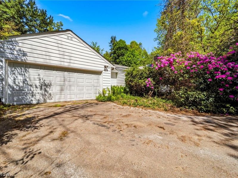 38650 Chardon Road, Willoughby, OH 44094 Photo 4