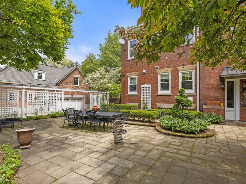 2733 E Overlook Road, Cleveland Heights, OH 44106 Photo 40