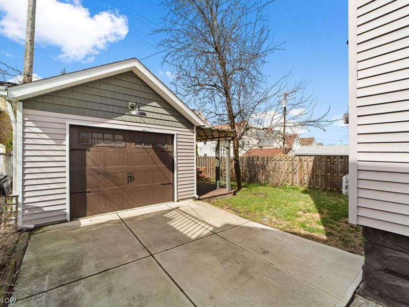 1362 W 61st Street, Cleveland, OH 44102 Photo 3