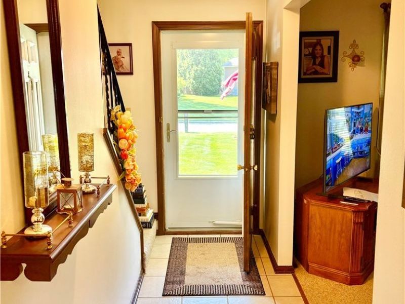 7473 Jaguar Drive, Boardman, OH 44512 Photo 5