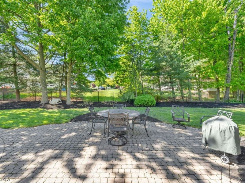32221 Woodfield Drive, Avon Lake, OH 44012 Photo 33