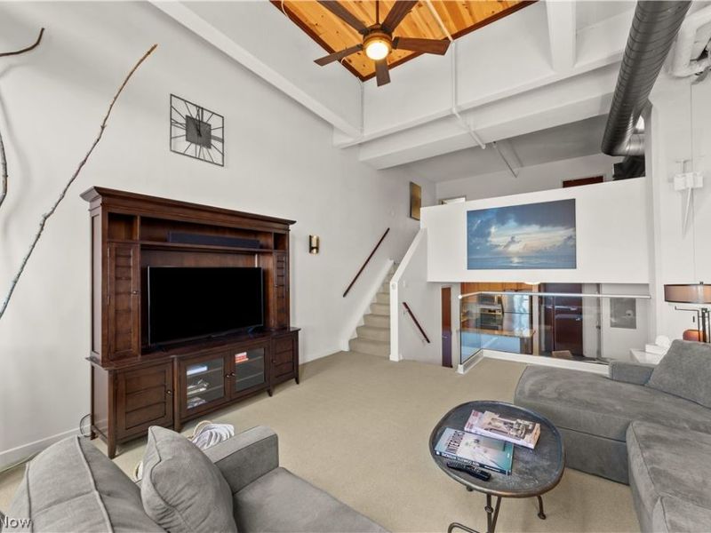 1133 W 9th Street , Unit 113, Cleveland, OH 44113 Photo 19