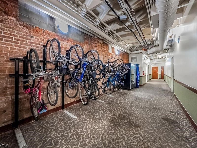 1133 W 9th Street , Unit 113, Cleveland, OH 44113 Photo 33