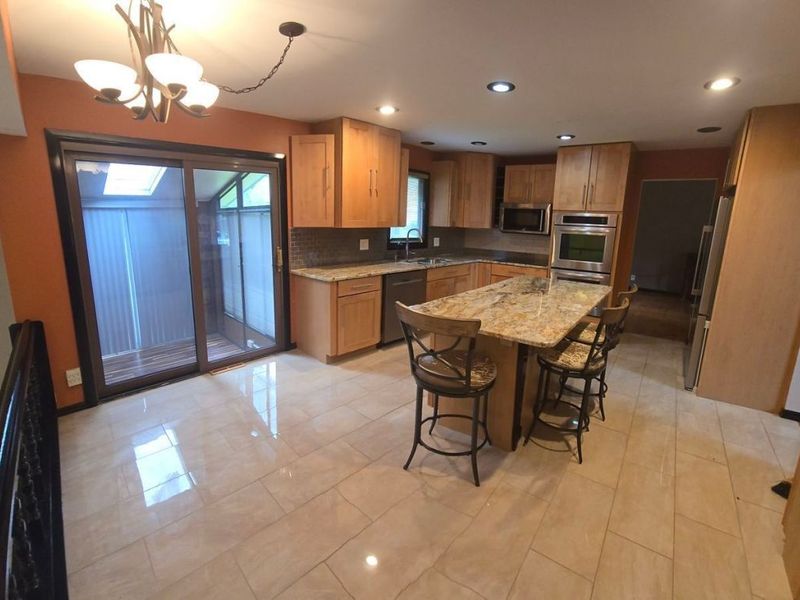 2910 Richmond Road, Beachwood, OH 44122 Photo 2