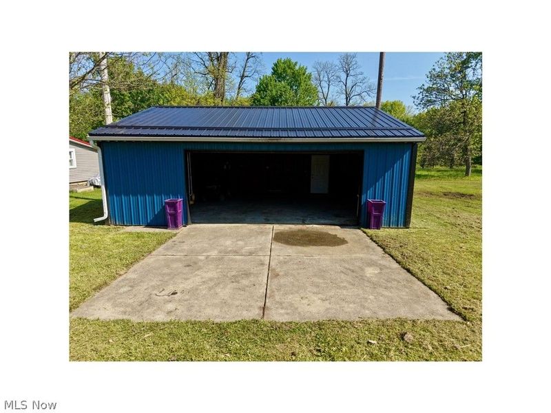 845 W California Avenue, Sebring, OH 44672 Photo 9