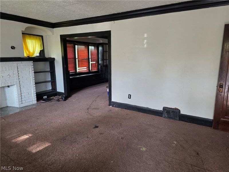 3847 E 146th Street, Cleveland, OH 44128 Photo 2