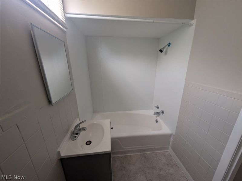 7515 Ottawa Road, Cleveland, OH 44105 Photo 21
