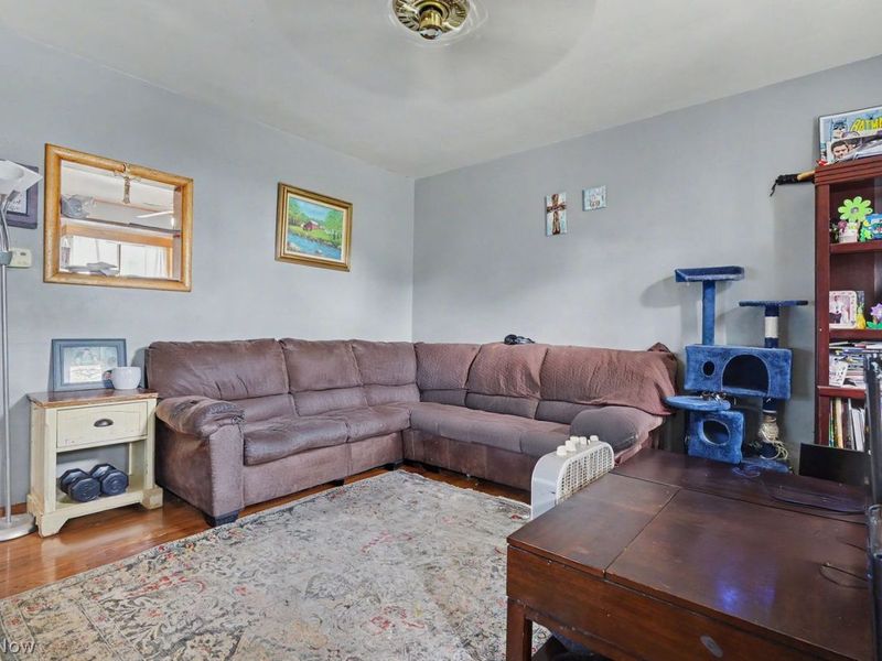 Akron, OH 44312 Photo 6