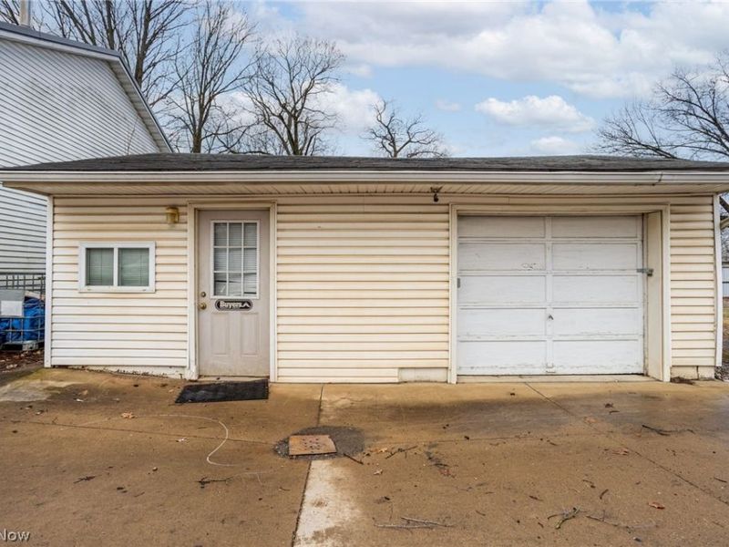 15355 Old Lincoln Way, Dalton, OH 44618 Photo 9