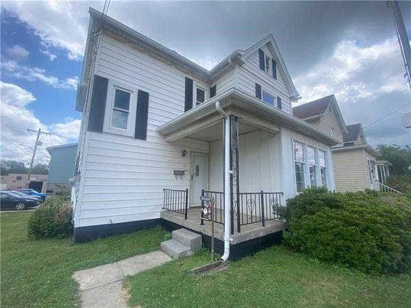 202 S 3rd St , Youngwood, PA 15697