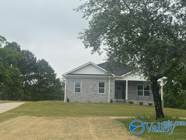 769 Billy D Harbin Road, New Market, AL 35761