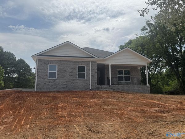 769 Billy D Harbin Road, New Market, AL 35761