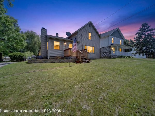 424 E Columbia Street, Mason, MI 48854