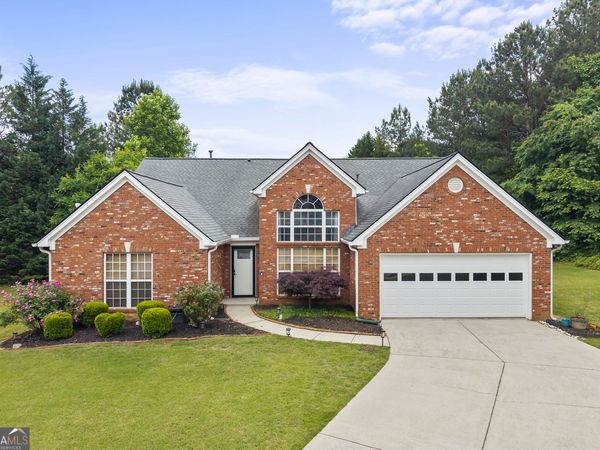 935 Waldwick Drive, Lawrenceville, GA 30045