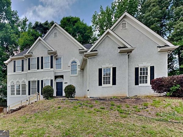 2362 Birch Hollow Trail, Lawrenceville, GA 30043