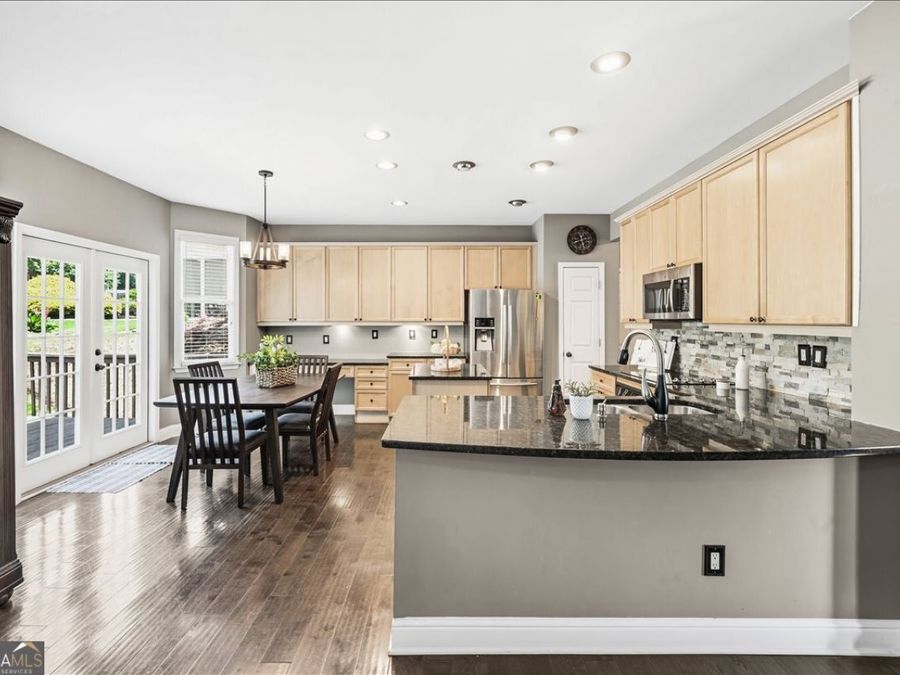 Property Image 12