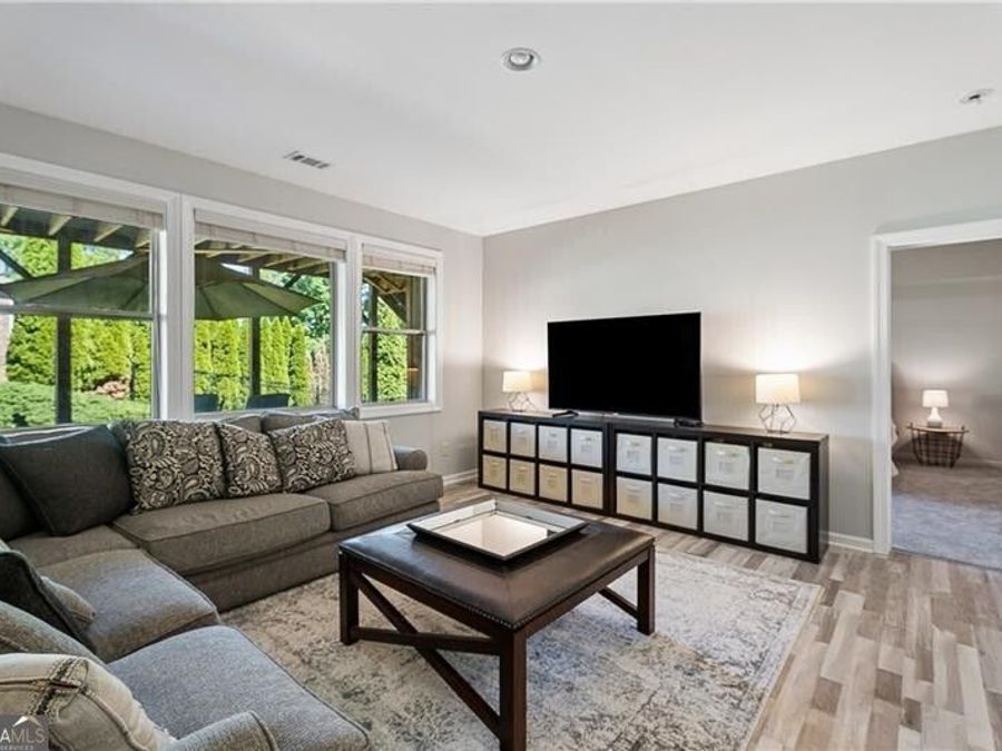 Property Image 62