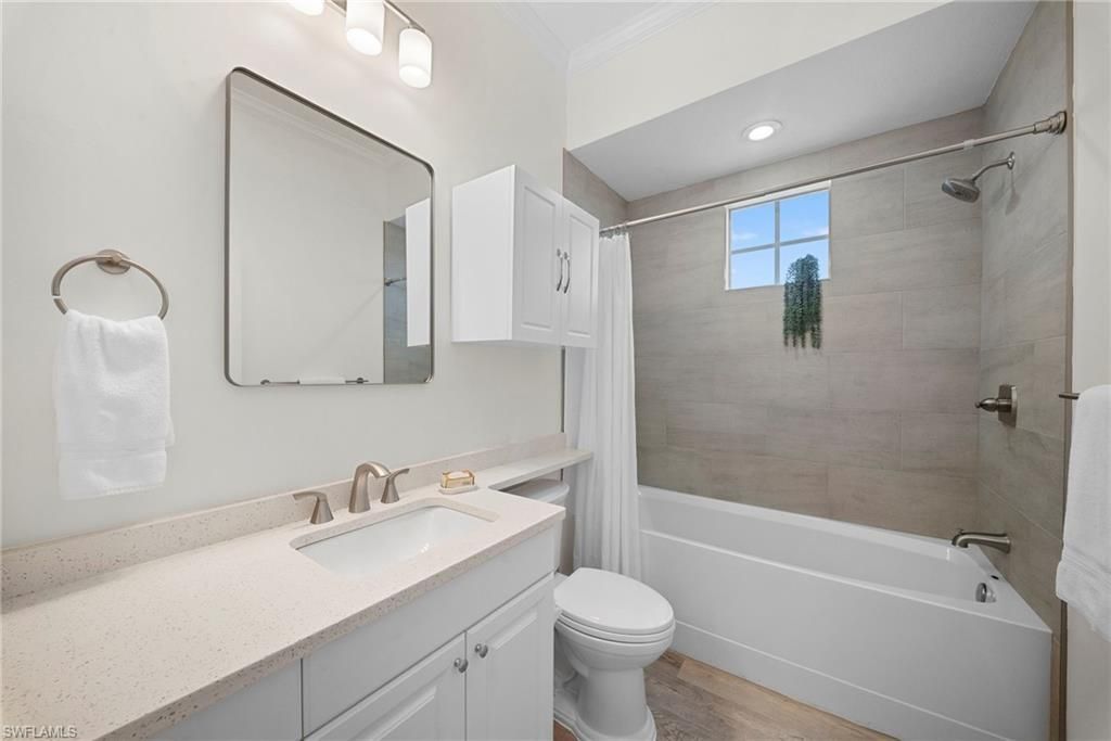 8524 Via Lungomare Cir , Unit 201, Estero, FL 33928 Photo