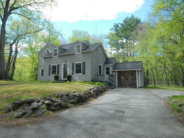 148 School St, Acton, MA 01720