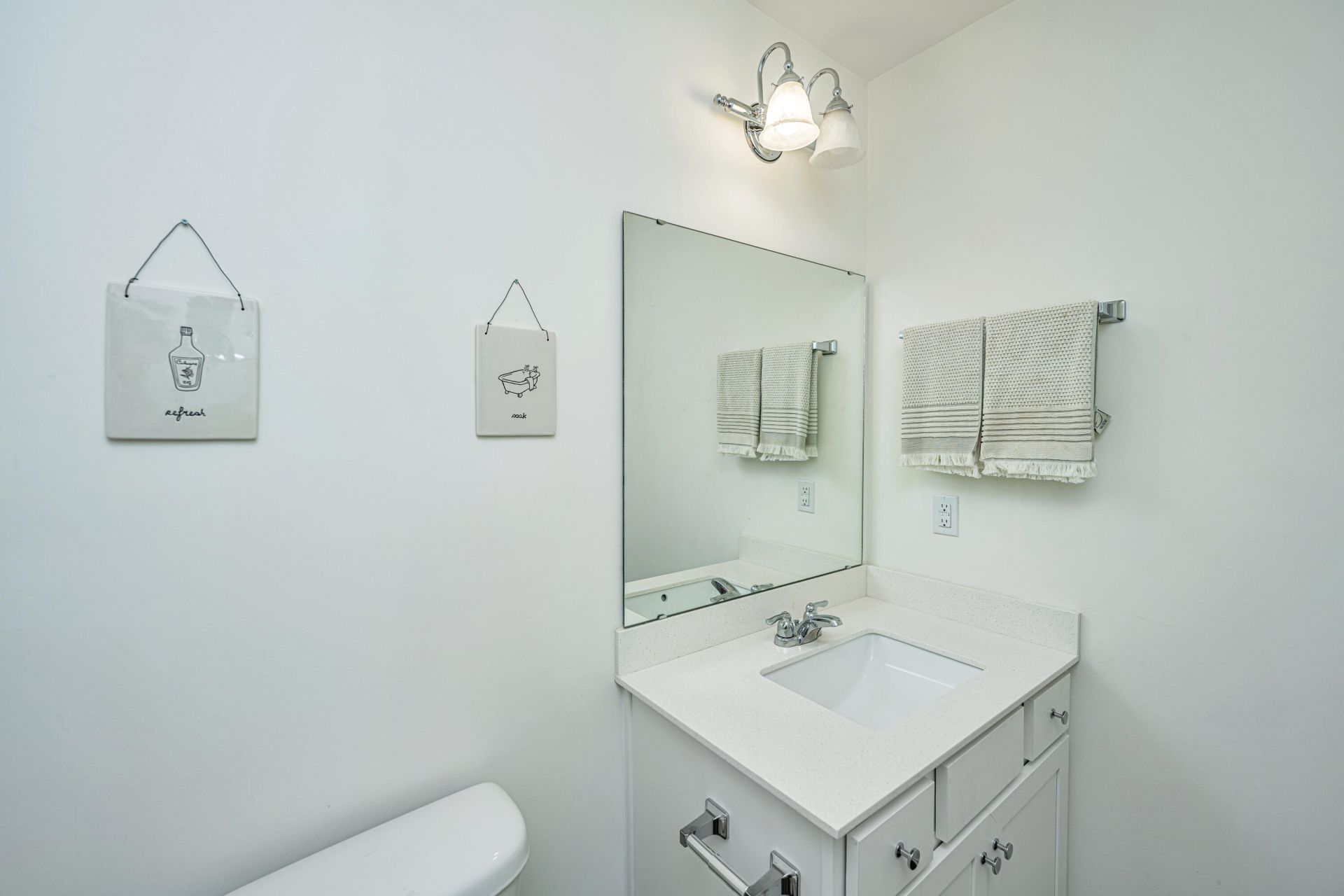 201 Trumpet Vine Drive Photo 16