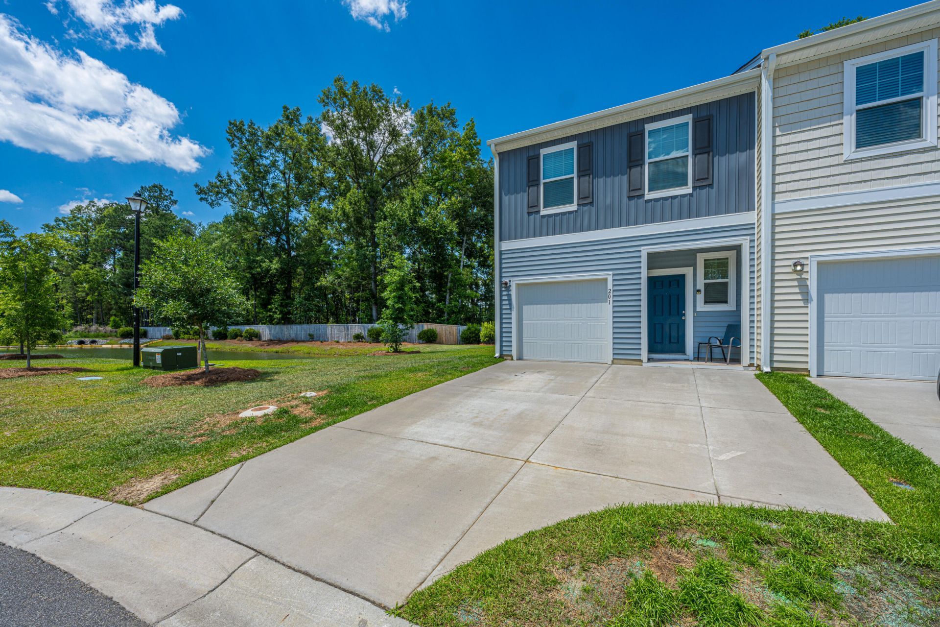 201 Trumpet Vine Drive Photo 27