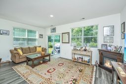 201 Trumpet Vine Drive photo 4