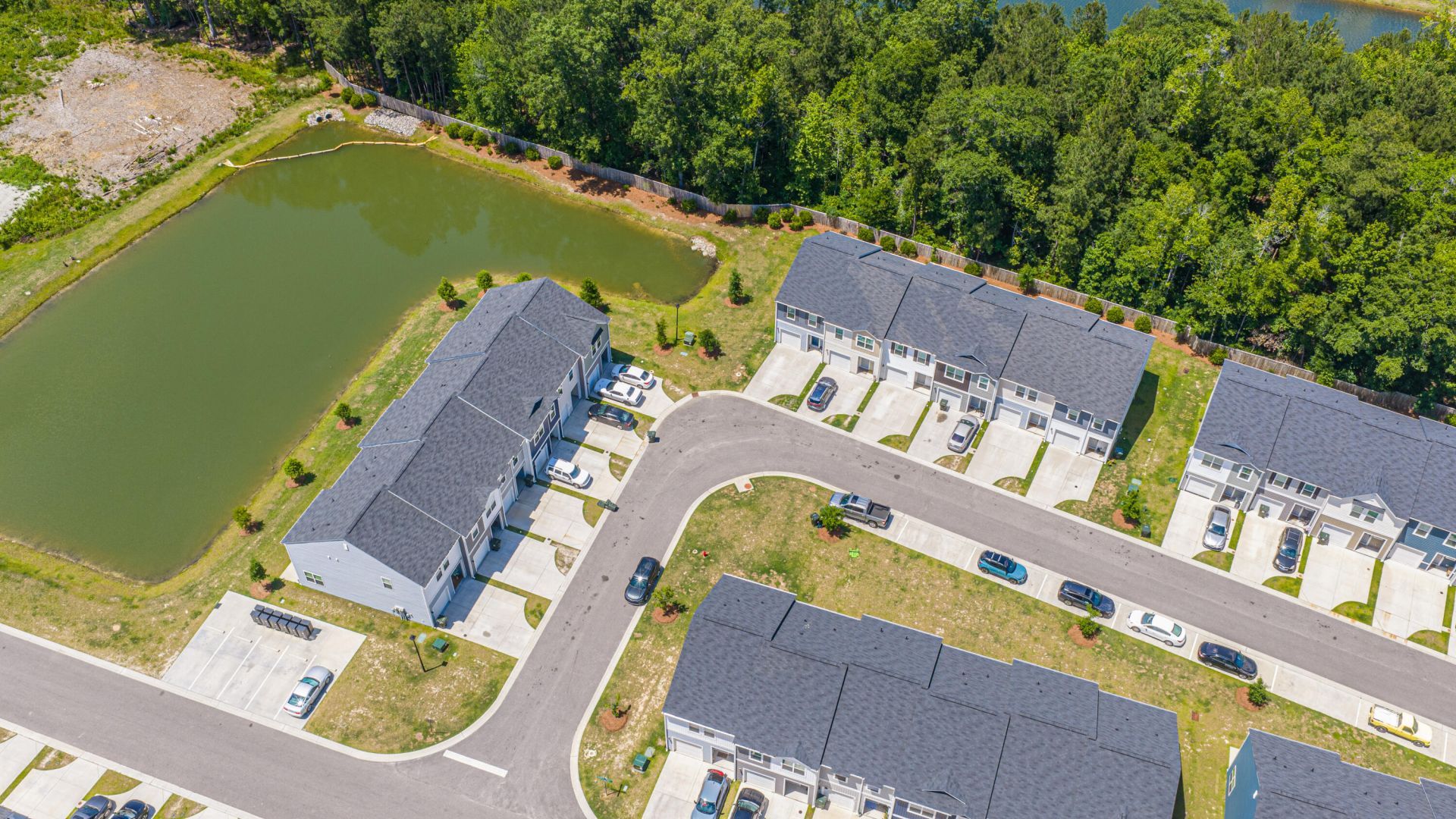 201 Trumpet Vine Drive Photo 63