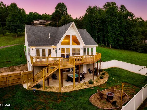 3885 Katelyns Lane, Sevierville, TN 37876