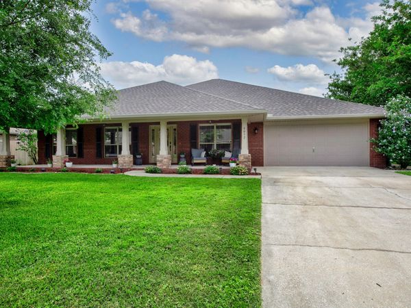 6052 Blair Circle, Gulf Breeze, FL 32563