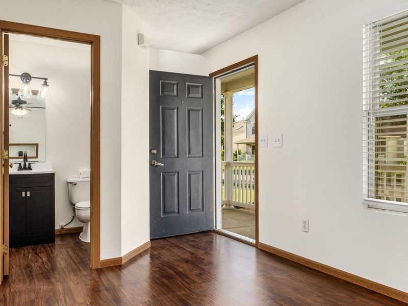 6110 Federalist Drive , Galloway, OH 43119 Photo 8