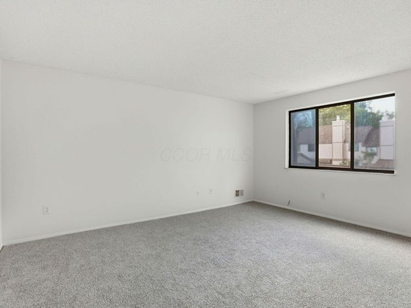 6258 Braiden Court, Unit D, Columbus, OH 43213 Photo 22