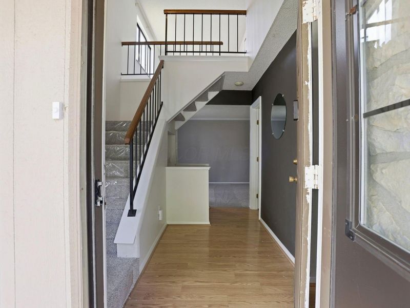 6258 Braiden Court, Unit D, Columbus, OH 43213 Photo 5