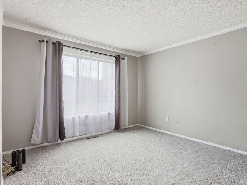 6258 Braiden Court, Unit D, Columbus, OH 43213 Photo 9