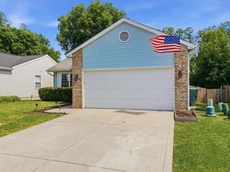6080 Leafridge Lane, Columbus, OH 43232 Photo 2
