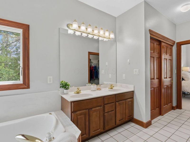 4060 Berrywood Drive , Delaware, OH 43015 Photo 29
