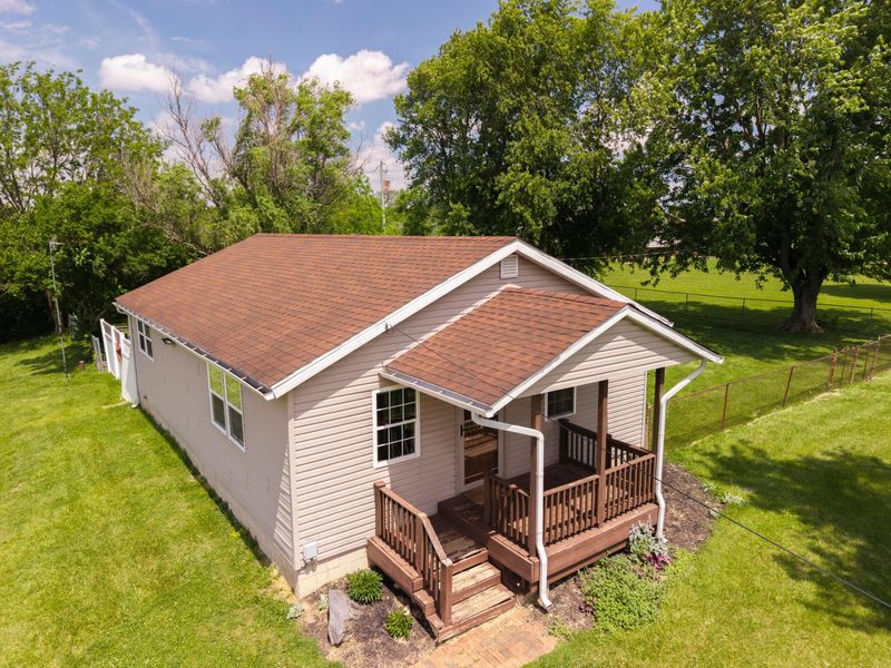 12585 US Highway 62 NE, Mount Sterling, OH 43143 Photo 16