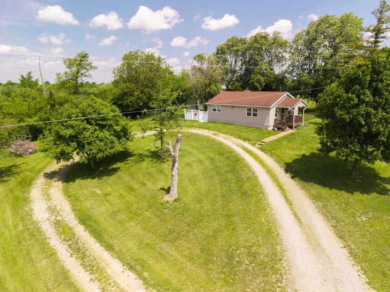 12585 US Highway 62 NE, Mount Sterling, OH 43143 Photo 17