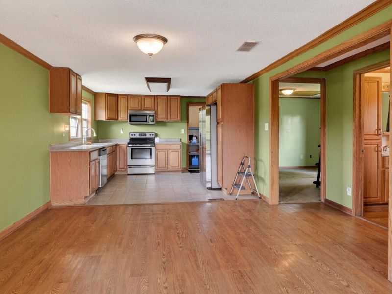 12585 US Highway 62 NE, Mount Sterling, OH 43143 Photo 20