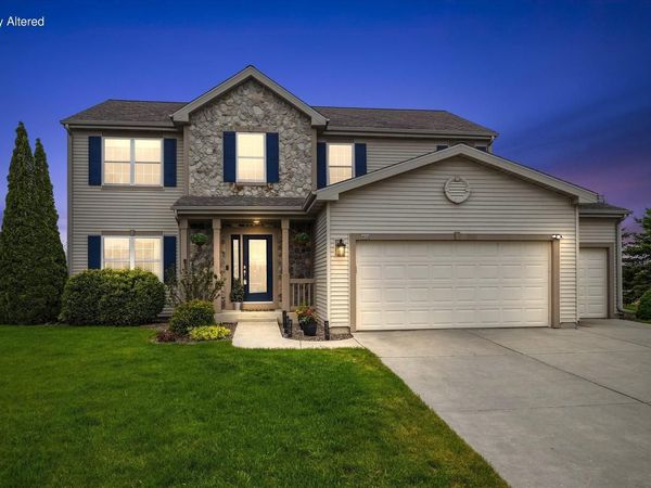 435 Aspen STREET, Belgium, WI 53004