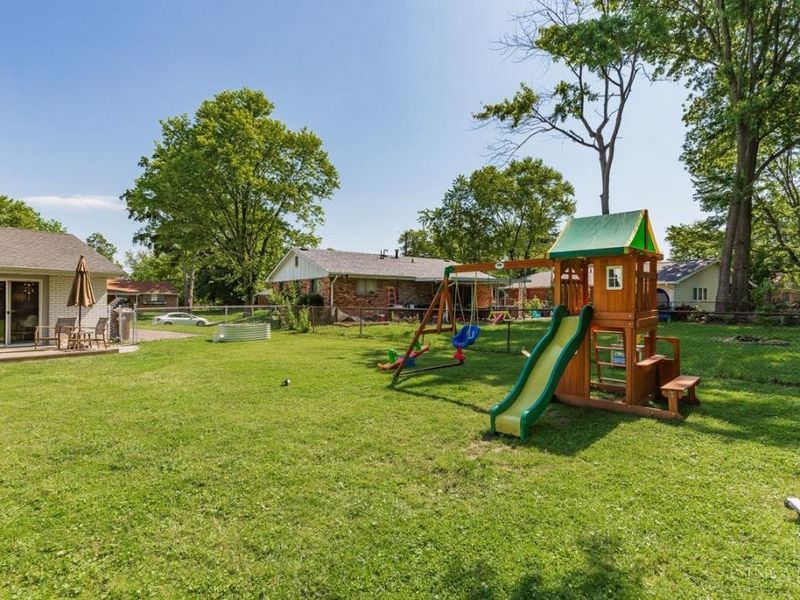 609 Neptune Way, Union Twp, OH 45244 Photo 15