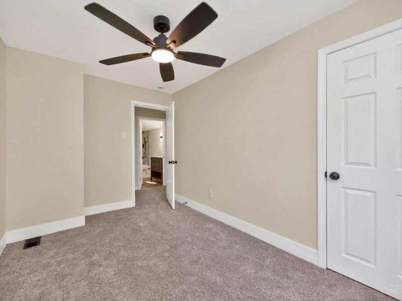 5345 Chapman Street, Cincinnati, OH 45227 Photo 21