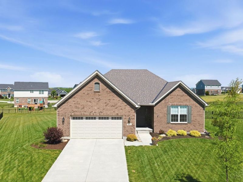 120 Shyla Court, Monroe, OH 45050 Photo 2