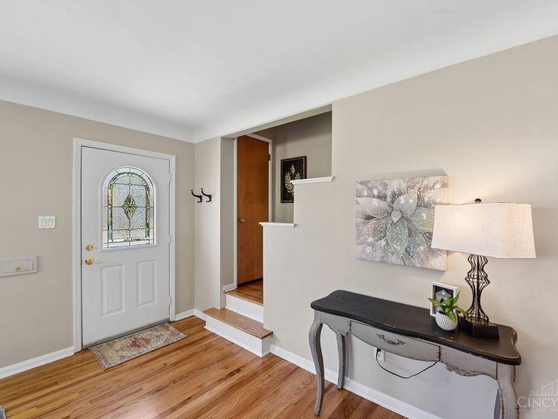 1613 Norcol Lane, Cincinnati, OH 45231 Photo 7