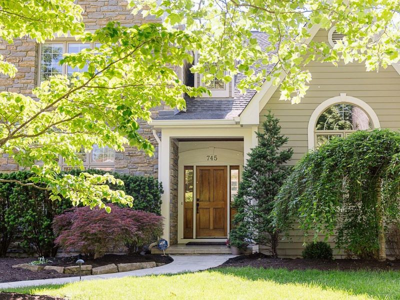 745 Yale Avenue, Terrace Park, OH 45174 Photo 4