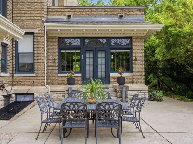 5 Garden Place, Cincinnati, OH 45208 Photo 68