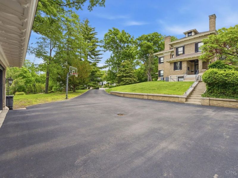 5 Garden Place, Cincinnati, OH 45208 Photo 70