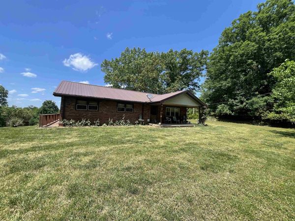 789 Cherokee , Raceland, KY 41169