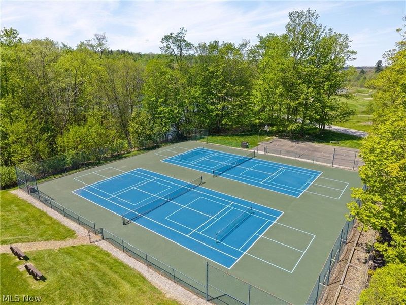 17258 Long Meadow Trail, Chagrin Falls, OH 44023 Photo 32